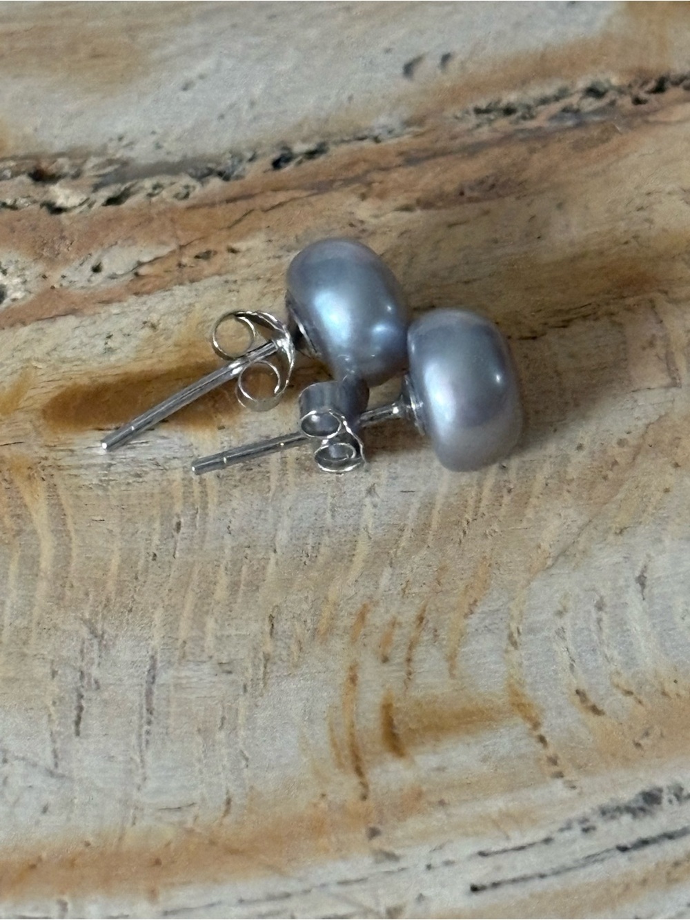 Sterling Silver Gray Freshwater Pearl Stud Earrings